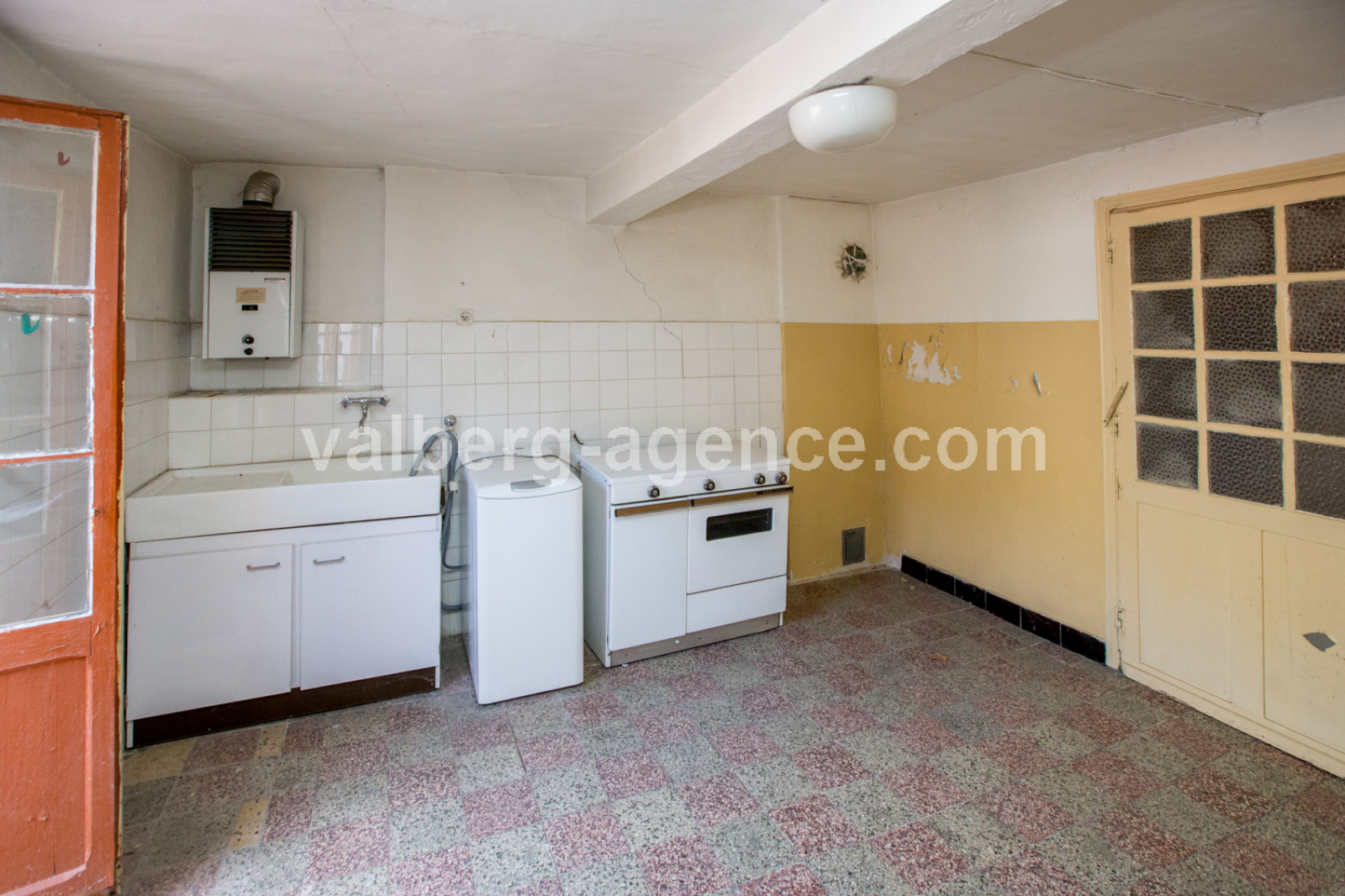 Image_, Appartement, Guillaumes, ref :2975