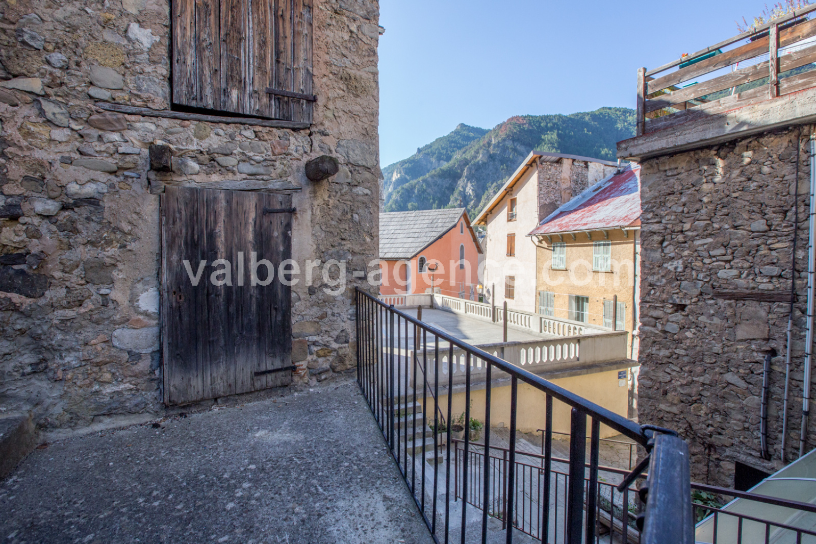 Image_, Maison de village, Guillaumes, ref :2976