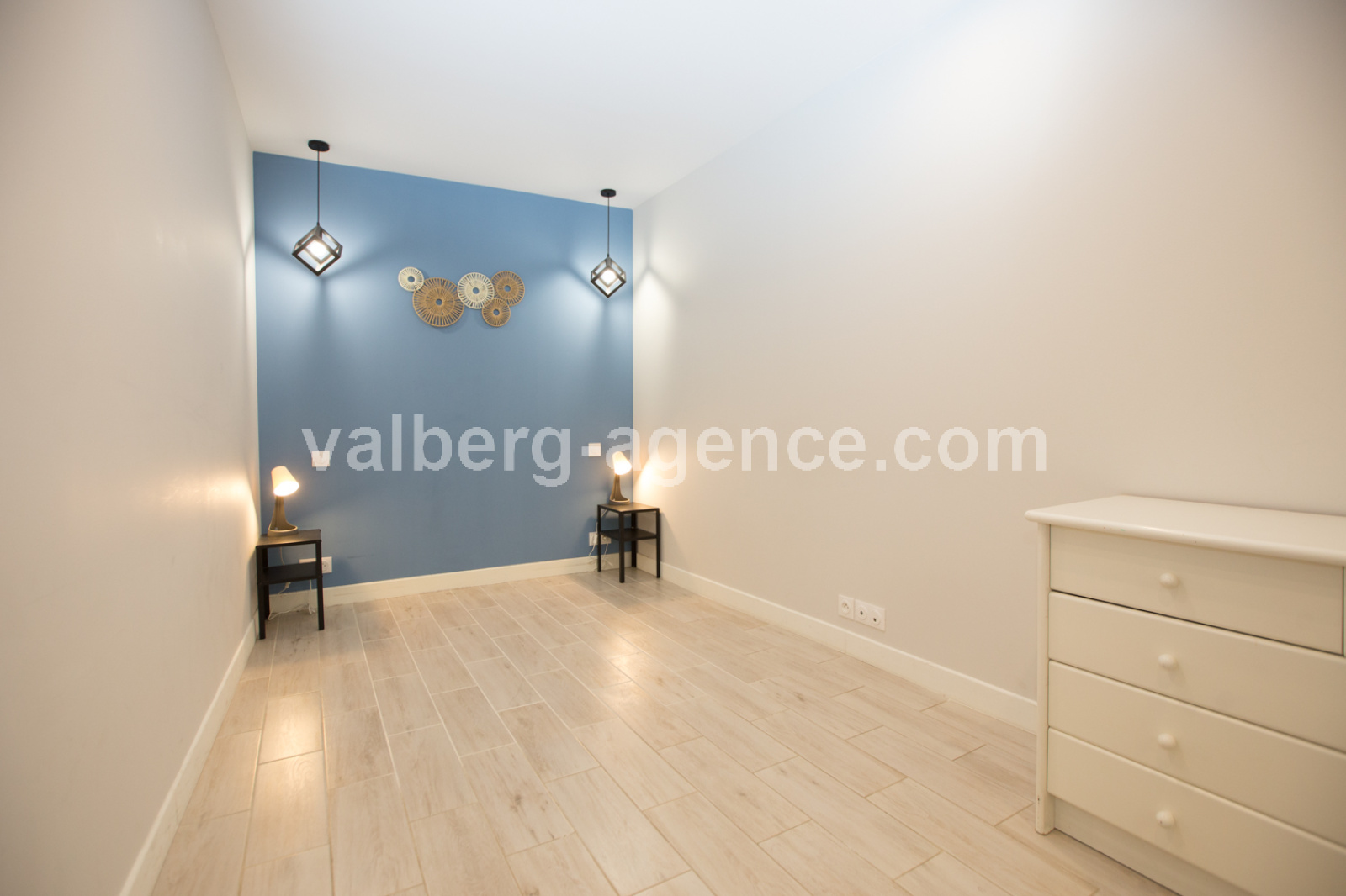 Image_, Appartement, Guillaumes, ref :3339