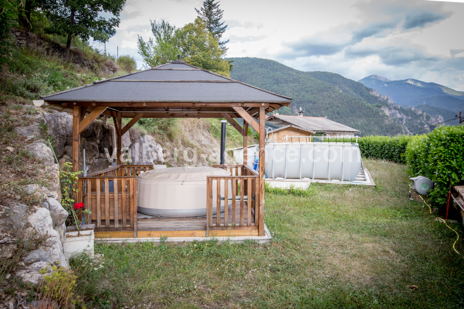 Image_, Maison, Guillaumes, ref :3372