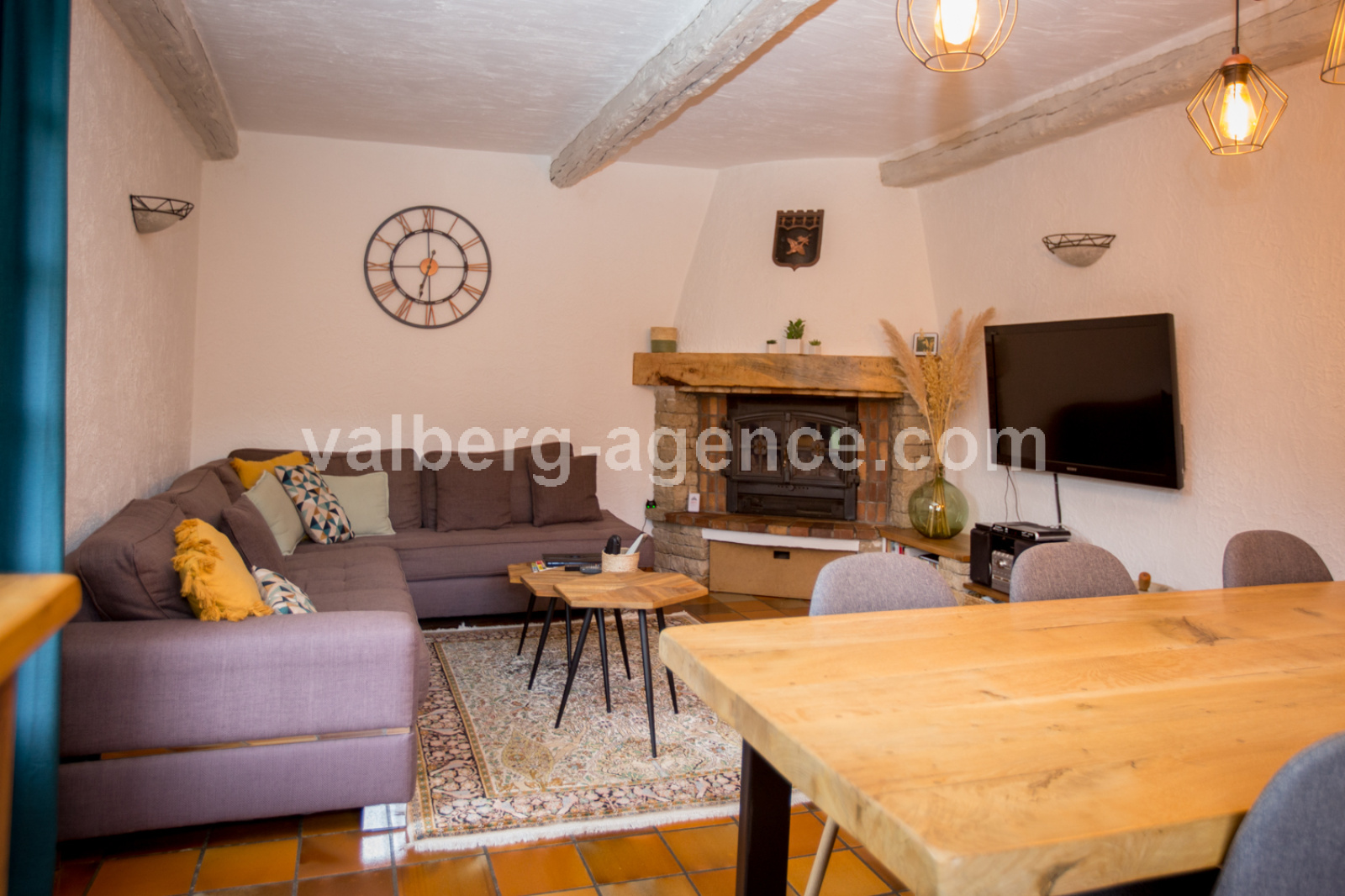 Image_, Maison, Guillaumes, ref :3372