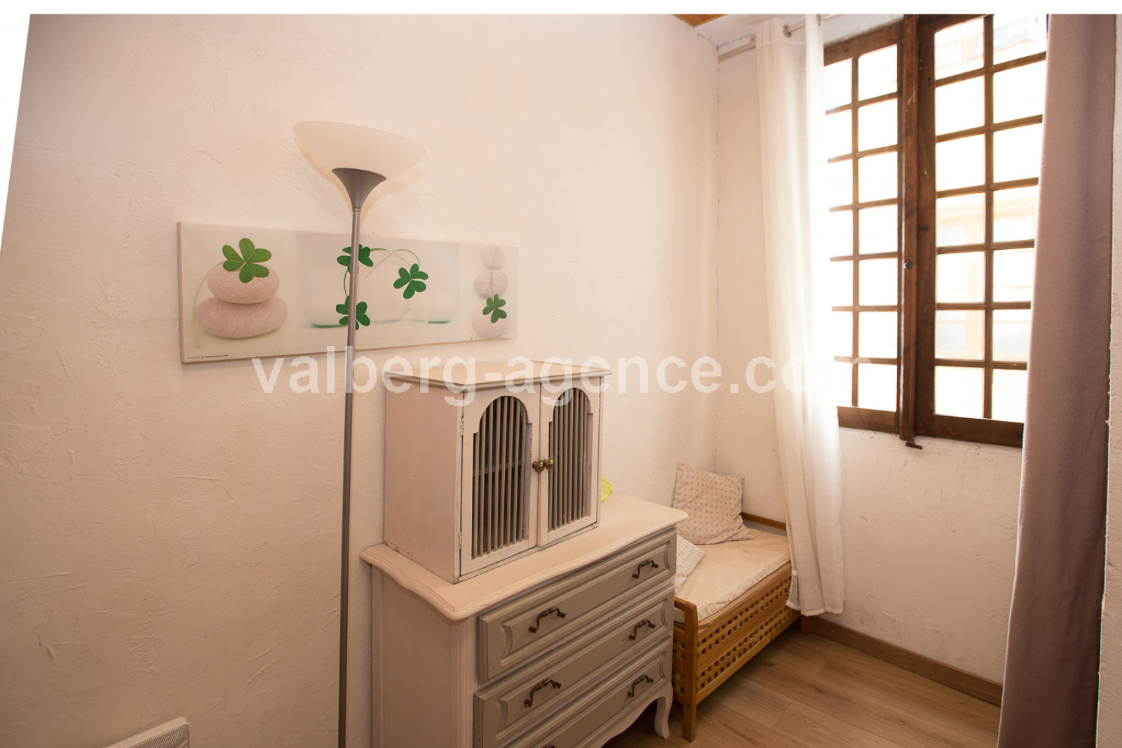 Image_, Appartement, Guillaumes, ref :3102