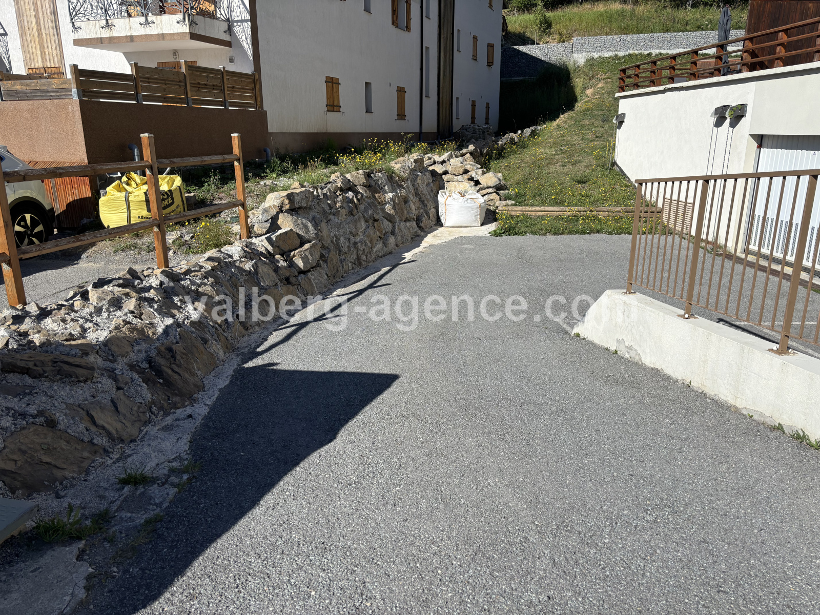 Image_, Parking, Valberg, ref :3377