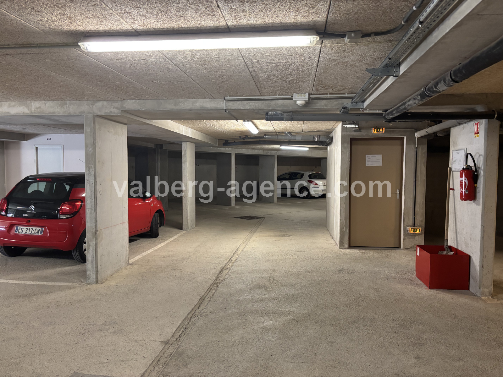 Image_, Parking, Valberg, ref :3377